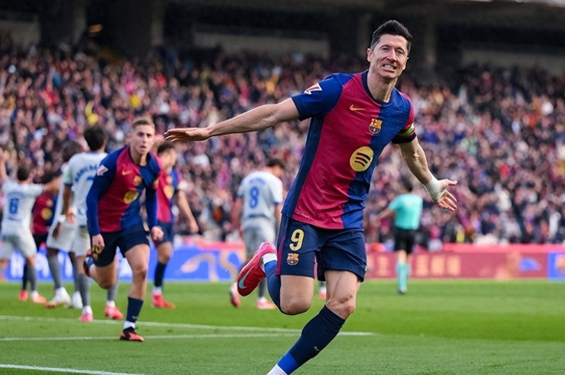 莱万多夫斯基连续二十场比赛得分超过爆冷，切尔西不断突破！的简单介绍-爱游戏app下载